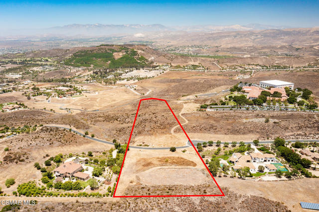 70 Presidential Drive, Simi Valley CA: https://media.crmls.org/mediaz/d0c43fc7-db27-49c1-9cd1-2537210f68c2.jpg