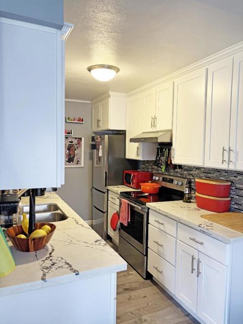 244 Gomes Court, Campbell CA: https://media.crmls.org/mediaz/d0c45d2e-ec0b-4938-a321-f67cdfa59c5f.jpg
