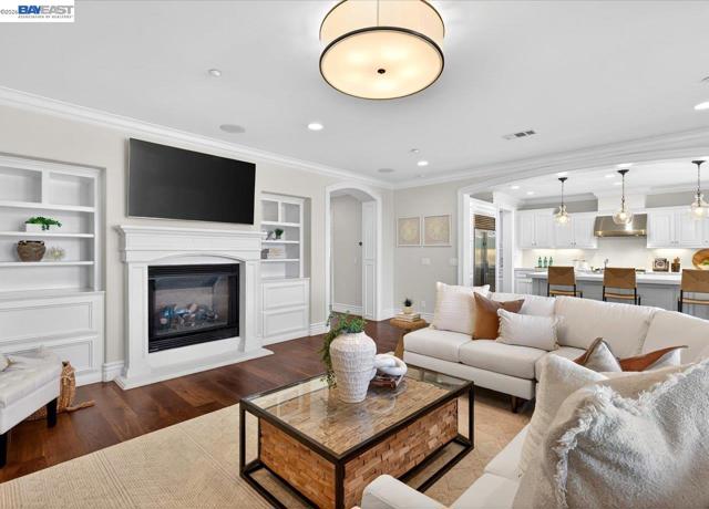 Image 21 of 60 For 130 Tamarind Ln