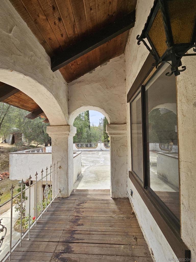 18055 Old Coach Rd - photo 14