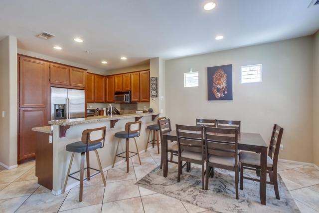 Detail Gallery Image 10 of 57 For 2174 Desert Hare Ct #105,  Chula Vista,  CA 91915 - 3 Beds | 2/1 Baths