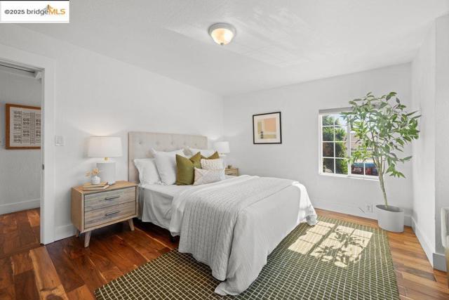 Image 22 of 47 For 9285 D St  
