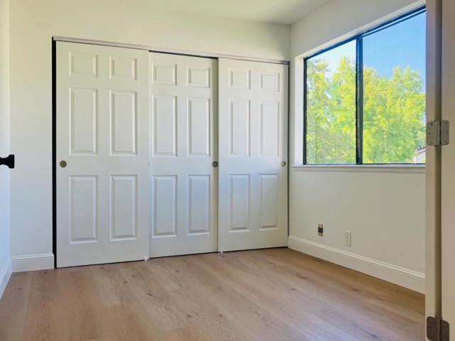 1391 Meadow Ridge Circle, San Jose CA: https://media.crmls.org/mediaz/d0c6bf87-3676-4139-a2d3-e6e1689a5256.jpg