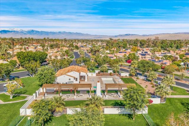 36429 Las Begonias, Cathedral City CA: https://media.crmls.org/mediaz/d0c6caf3-748a-45e5-9795-cd7b77f9c767.jpg