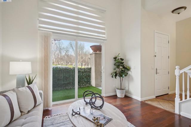 3240 Maguire Way, Dublin CA: https://media.crmls.org/mediaz/d0c7ce98-6683-423b-9f5c-c53ce40d2c59.jpg