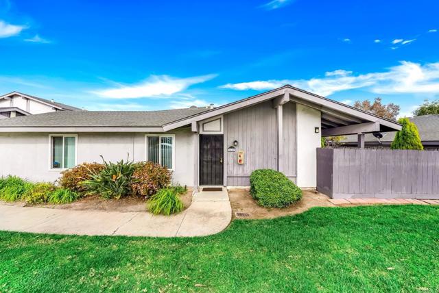 3442 Thunder Drive, Oceanside CA: https://media.crmls.org/mediaz/d0c89587-ce8e-44a7-a35f-12f382026984.jpg