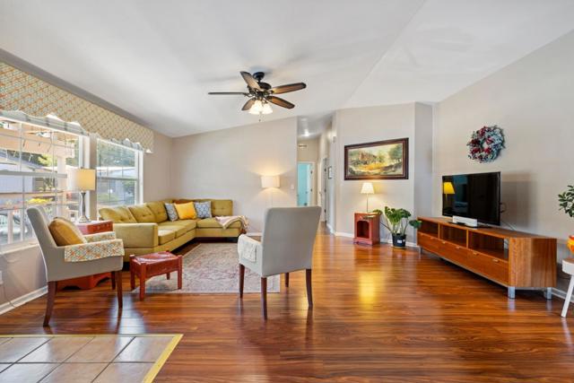 789 Green Valley Road, Watsonville CA: https://media.crmls.org/mediaz/d0ca0f3d-052a-4536-9f4e-8e44d1a1ee68.jpg