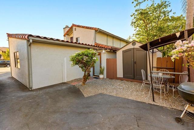 4339 Macronald Dr., La Mesa CA: https://media.crmls.org/mediaz/d0cb1d79-2fcc-4fac-9676-9d16eba493c6.jpg