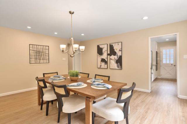 1815 Woodhaven Way, Oakland CA: https://media.crmls.org/mediaz/d0cb2a0d-1b58-4446-888b-20a89d8e3439.jpg