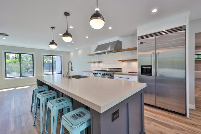32299 Whispering Palms Trail, Cathedral City CA: https://media.crmls.org/mediaz/d0cb55ca-ea87-49b4-a79c-5ce2c480515d.jpg