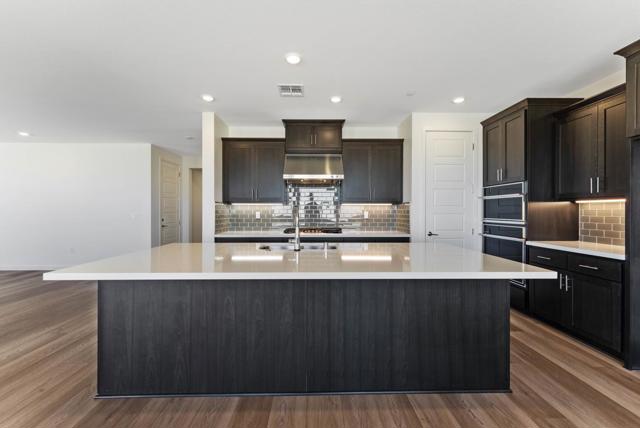 5956 Big Sky Drive, Fairfield CA: https://media.crmls.org/mediaz/d0cbe8c6-0834-43ca-8021-6acb46f987f0.jpg