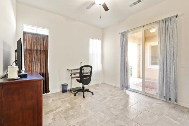 4553 Via Veneto, Palm Desert CA: https://media.crmls.org/mediaz/d0cbef8f-a82a-40cd-b1be-2a3fb81328e5.jpg