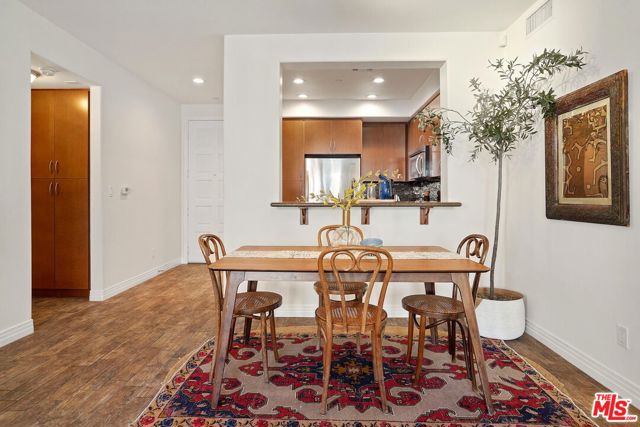 7100 PLAYA VISTA Drive, 320 photo 8