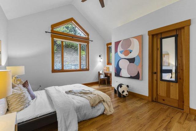 14205 Shannon Road, Los Gatos CA: https://media.crmls.org/mediaz/d0cead8a-010c-4113-b192-442497b2ea68.jpg