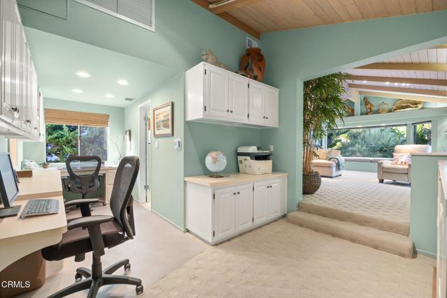 612 Via Arroyo, Ventura CA: https://media.crmls.org/mediaz/d0cfaf47-e047-4eec-9530-8720ddd815bf.jpg