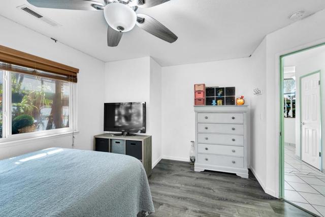 711 Kirkwood Court, Los Banos CA: https://media.crmls.org/mediaz/d0d05f03-c800-4495-ba0d-e62c41f4b8b4.jpg