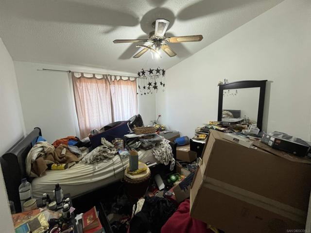 5284 Winthrop St, San Diego CA: https://media.crmls.org/mediaz/d0d0e982-6614-47e4-aa3d-4e7d5459fc11.jpg
