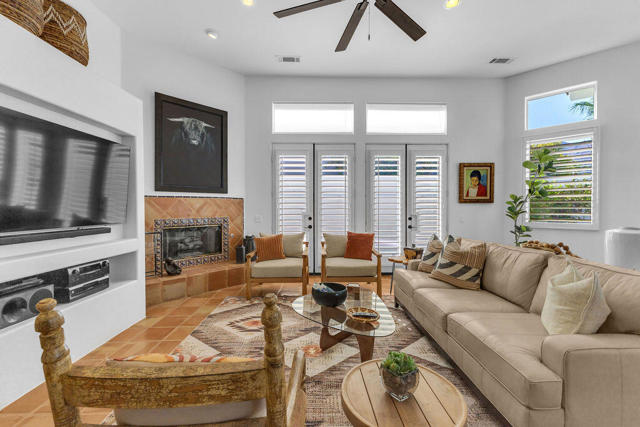 77440 Calle Ensenada, La Quinta CA: https://media.crmls.org/mediaz/d0d23014-00e3-4787-b514-ad1e1f78dcae.jpg