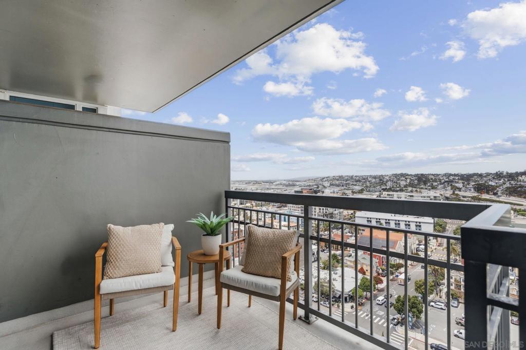 300 Beech St - photo 20