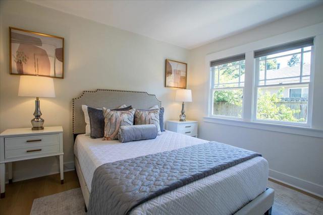 524 8th Avenue, Menlo Park CA: https://media.crmls.org/mediaz/d0d317f3-a199-4fab-94fd-20a98b86a73b.jpg
