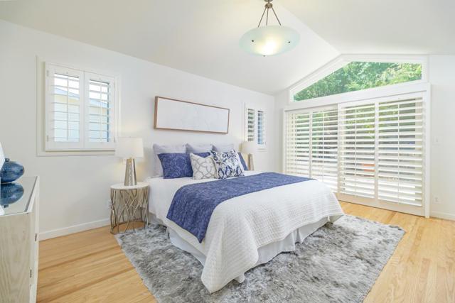 225 N Almenar Drive,  CA: https://media.crmls.org/mediaz/d0d3ff45-41d0-4944-8d9f-7b9c66343934.jpg