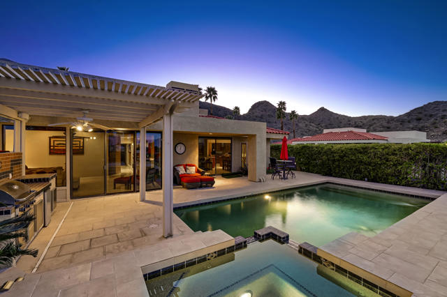 26 Alta Vista, Rancho Mirage CA: https://media.crmls.org/mediaz/d0d445e0-a3f3-446e-8012-4d01e4148dfb.jpg