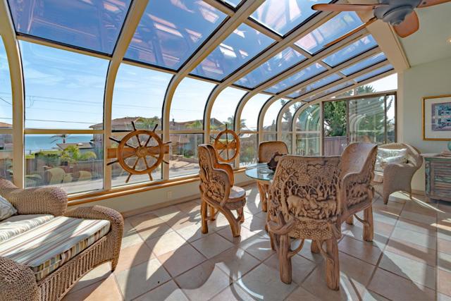 4355 Opal Cliff Drive, Santa Cruz CA: https://media.crmls.org/mediaz/d0d51b15-2551-4b91-96f1-131be20c1329.jpg