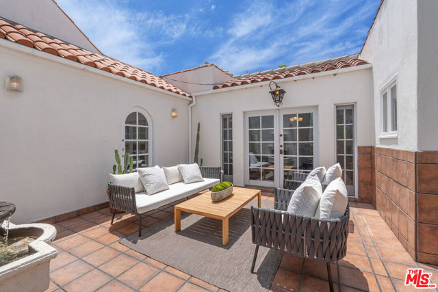 2004 Vine Street, Los Angeles CA: https://media.crmls.org/mediaz/d0d57701-212c-477c-81ca-2c27660aff4b.jpg