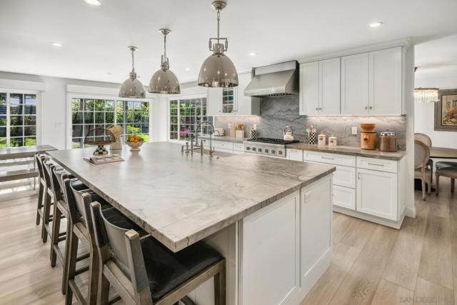 8590 Cliffridge Ave, La Jolla CA: https://media.crmls.org/mediaz/d0d58a3c-62a2-42b0-97c9-5e9a25acb6cd.jpg