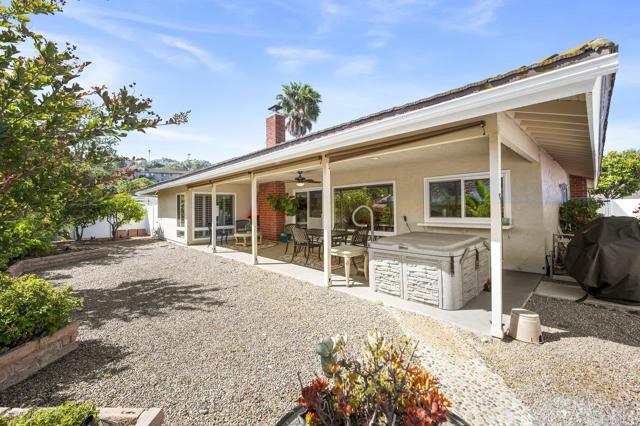 Detail Gallery Image 29 of 33 For 17503 Plaza Dolores, San Diego,  CA 92128 - 2 Beds | 2 Baths