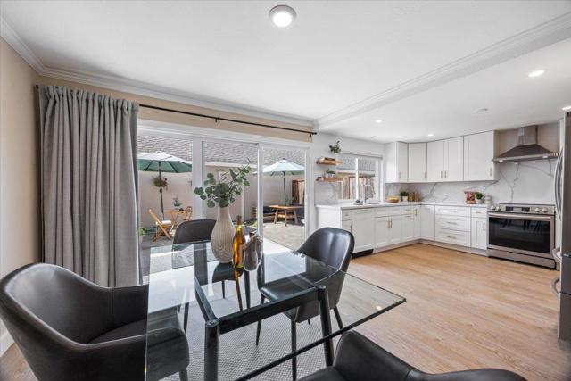 714 Comet Drive, Foster City CA: https://media.crmls.org/mediaz/d0d64321-4de3-47f7-ab11-e0ad2c8e6654.jpg