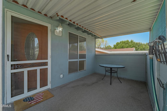 Detail Gallery Image 11 of 30 For 19237 Avenue of the Oaks a,  Newhall,  CA 91321 - 2 Beds | 1 Baths