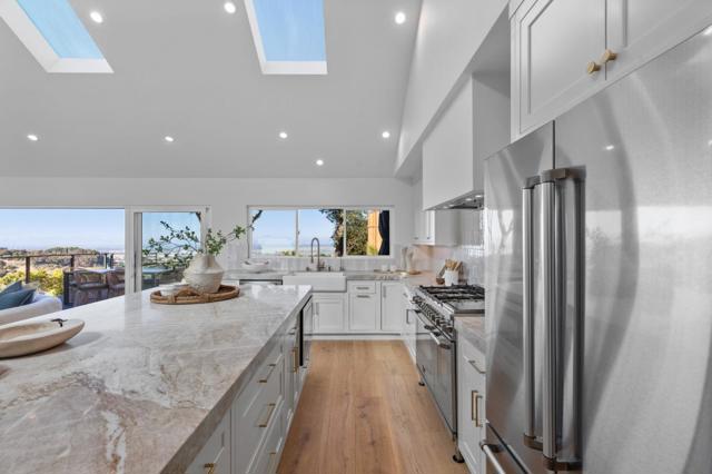 190 Loma Road, San Carlos CA: https://media.crmls.org/mediaz/d0d9946d-4a16-4694-a76f-05da2efdcbbc.jpg