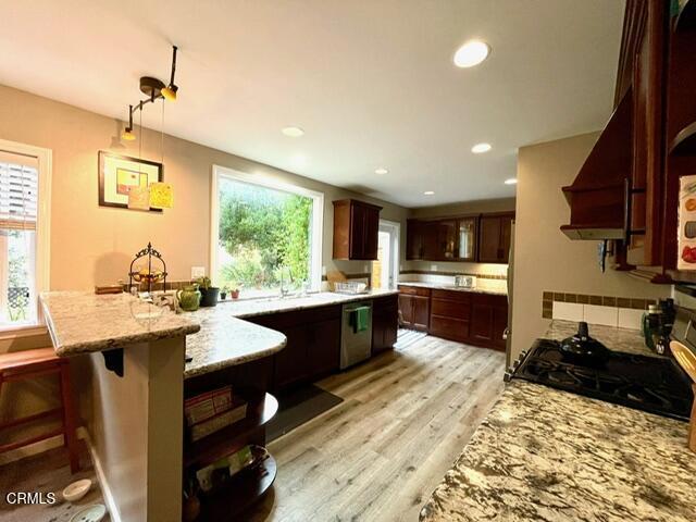 Detail Gallery Image 13 of 38 For 883 Moreno Dr, Ojai,  CA 93023 - 4 Beds | 3/1 Baths