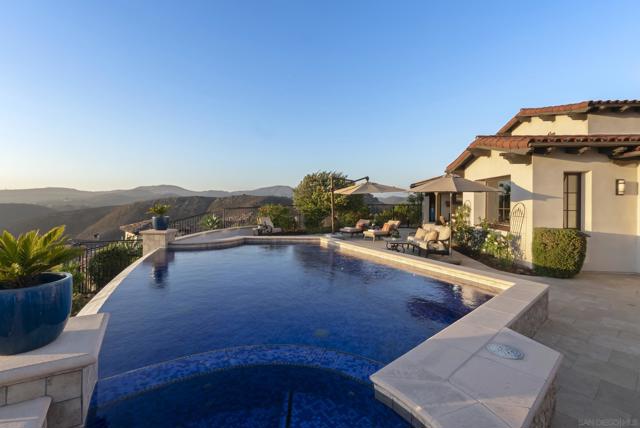 7778 Camino Sin Puente, Rancho Santa Fe CA: https://media.crmls.org/mediaz/d0dae4b1-b846-47d8-91ea-ce51381305b7.jpg