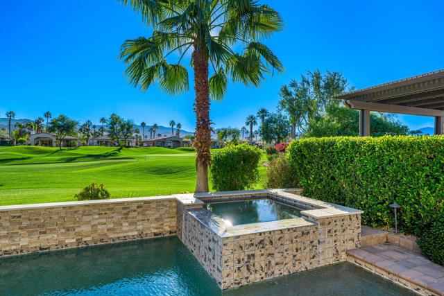 443 Tomahawk Drive, Palm Desert CA: https://media.crmls.org/mediaz/d0db5171-88bc-414b-b43e-dd05d4323e49.jpg