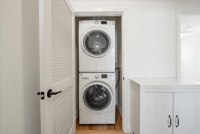 Detail Gallery Image 20 of 34 For 4366 Pacifica Way #5,  Oceanside,  CA 92056 - 4 Beds | 3/1 Baths