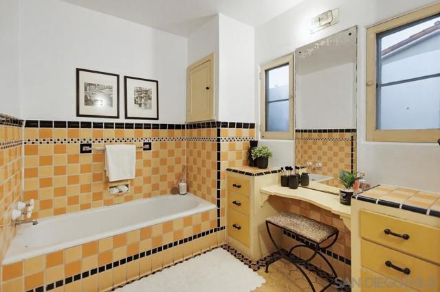 2854 Albatross Street, San Diego CA: https://media.crmls.org/mediaz/d0dd2ade-6906-4885-98af-fe5a7edd7890.jpg