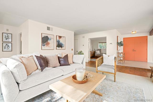 14105 Durhullen Dr, Poway CA: https://media.crmls.org/mediaz/d0ddb58f-5d38-48c9-9221-c27fdb2769eb.jpg