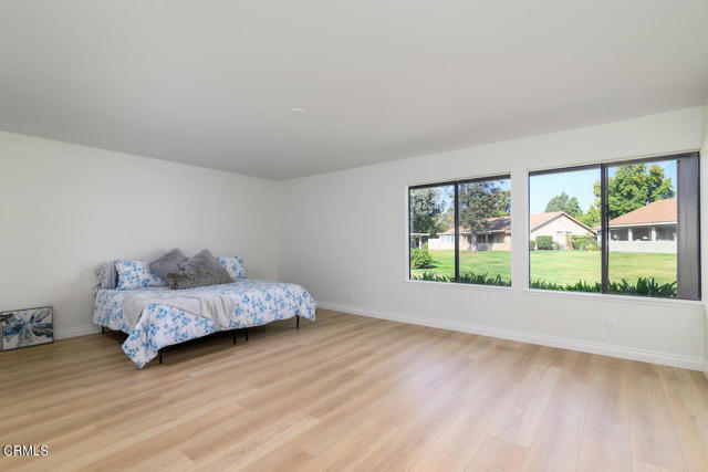 Detail Gallery Image 10 of 40 For 42082 Village 42, Camarillo,  CA 93012 - 2 Beds | 2 Baths