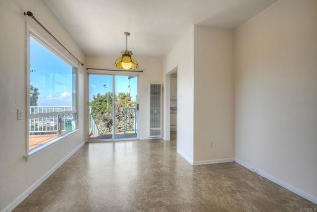 2428 Dunstan Street, Oceanside CA: https://media.crmls.org/mediaz/d0dede42-3afe-45d8-86e4-2f1f60c837a7.jpg