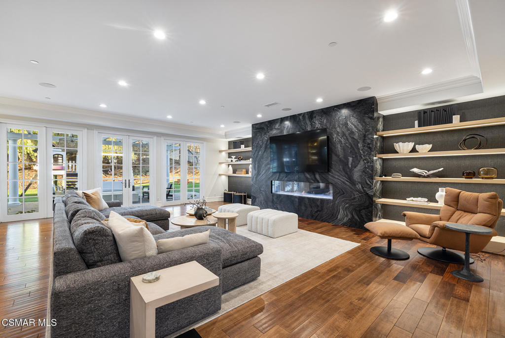MLS #226003928 image #5