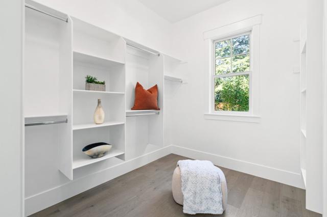 2002 Sunnyview Lane, Mountain View CA: https://media.crmls.org/mediaz/d0df440f-8600-4a6b-8e78-44d8f6dede02.jpg