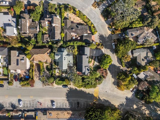 2830 14th Avenue, Carmel CA: https://media.crmls.org/mediaz/d0dffdd5-24e4-42b5-8c68-1a0ea417d381.jpg
