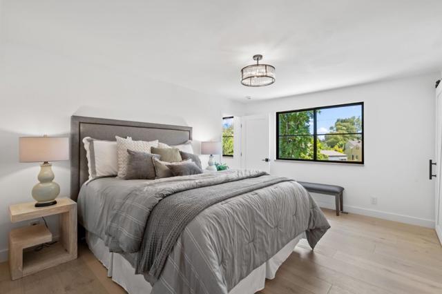 2330 Sierra Court, Palo Alto CA: https://media.crmls.org/mediaz/d0e0071c-53d9-4e42-928d-3a9b864f7c7b.jpg