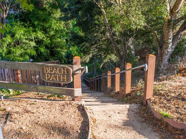 261 Dry Creek Road, Aptos CA: https://media.crmls.org/mediaz/d0e19fdd-57ea-48e3-8893-aabb52807489.jpg
