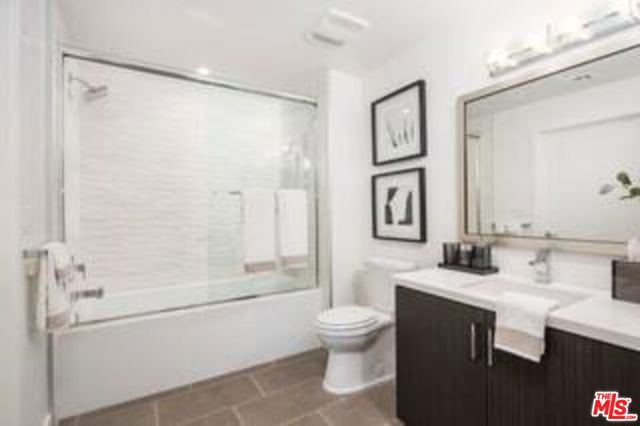 Virtually staged model home ph