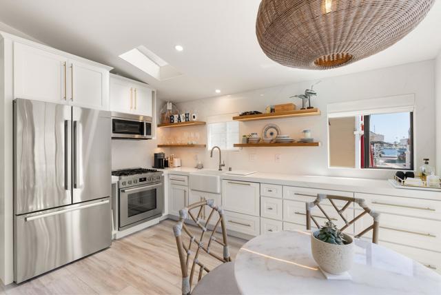 37 El Paseo Street, Newport Beach CA: https://media.crmls.org/mediaz/d0e3bac4-ac5e-4936-8aa8-1727d7786ea5.jpg