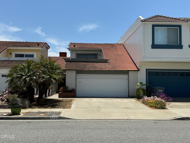 4320 Meridian Avenue, Oxnard CA: https://media.crmls.org/mediaz/d0e3fbc6-ca33-4e70-a834-c38f74c6503c.jpg
