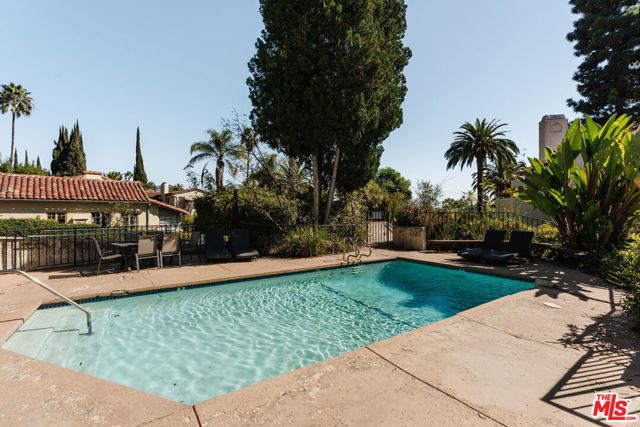1979 Grace Avenue, 2 photo 37